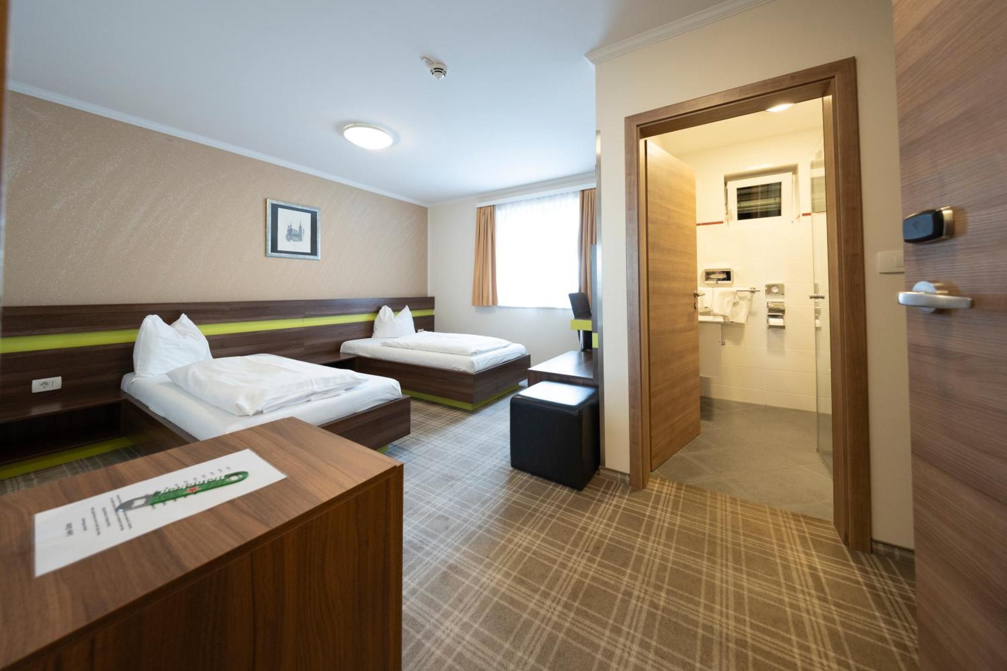 Primus Hotel & Apartments Vienna Exterior photo